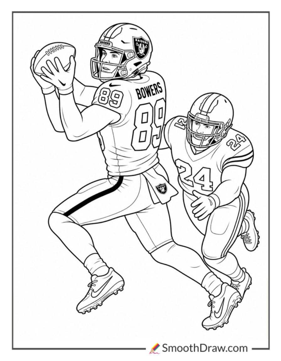 Brock Bowers Catching A Pass