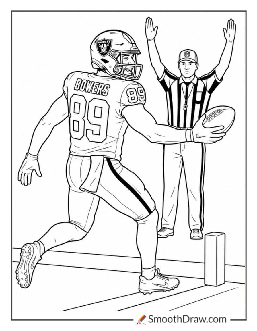 Brock Bowers Scoring A Touchdown